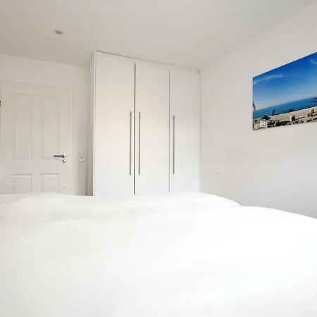 Apartment Hanse 301 *